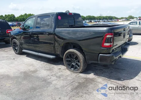 2023 Ram 1500 Laramie 4X4 5'7 Box z USA, uszkodzony, nr VIN 1C6SRFJT2PN540528